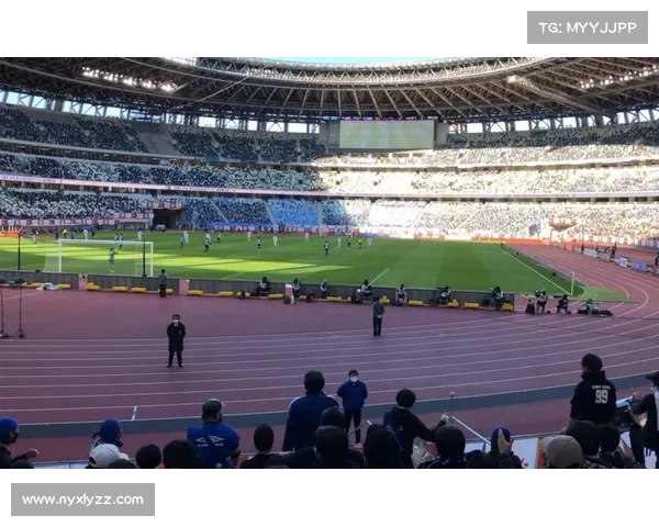 球迷看台的热情与竞技场氛围如何共同塑造体育赛事的独特魅力 球迷看台的热情与竞技场氛围如何共同塑造体育赛事的独特魅力